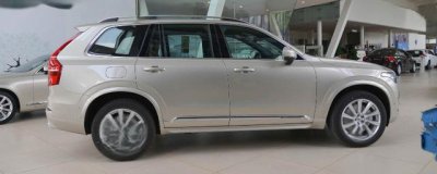 ​沃尔沃XC90发电机指示灯一直报警是怎么回事