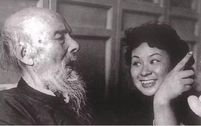 齐白石有多少小妾，有几个妻子 齐白石简介婚姻状况