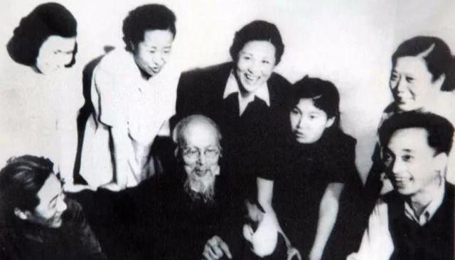 齐白石有多少小妾，有几个妻子 齐白石简介婚姻状况