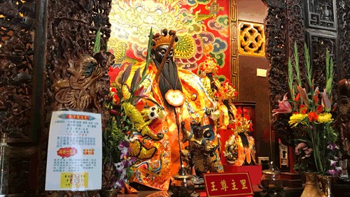 秦桧的事迹简介（有关秦桧的历史故事和评价）-