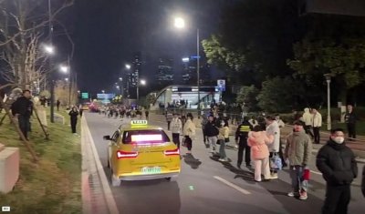 ​南京地铁突发故障致大量乘客滞留，官方：正抢修，已安排接驳车