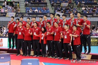 ​官宣！中国男排公布25人大名单，11名小将加入冲击巴黎奥运资格