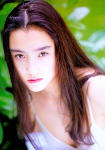 ​娱乐老照片：日本女演员 一色纱英