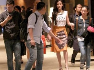 ​怎样才可以成为明星助理？招聘条件工资曝光，不是谁都能当