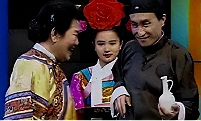 ​赵丽蓉的经典台词“宫廷玉液酒”被揭穿，警方：连啥意思都不懂