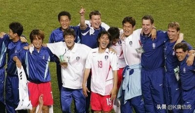 ​韩国队2002年世界杯的肮脏无耻定格了世界足坛最至暗时刻