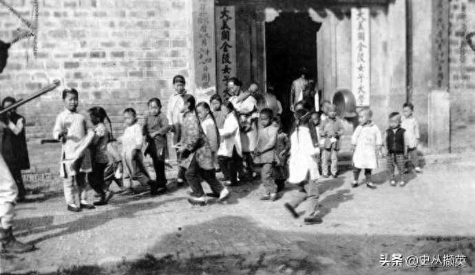 民国时期金陵女子大学教学生活剪影