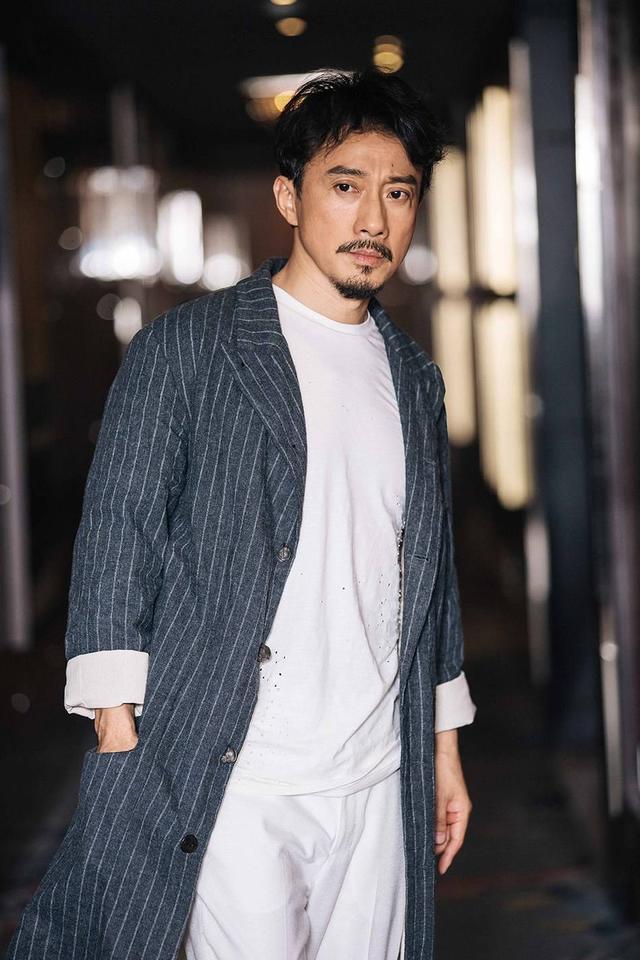 演员赵立新突围换脸(网曝赵立新主演新剧被AI换脸为他人)(13)