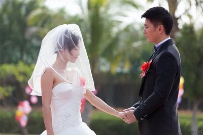 ​《爱我，你别走》开播，张嘉倪保剑锋主演，生活剧，中老年最爱