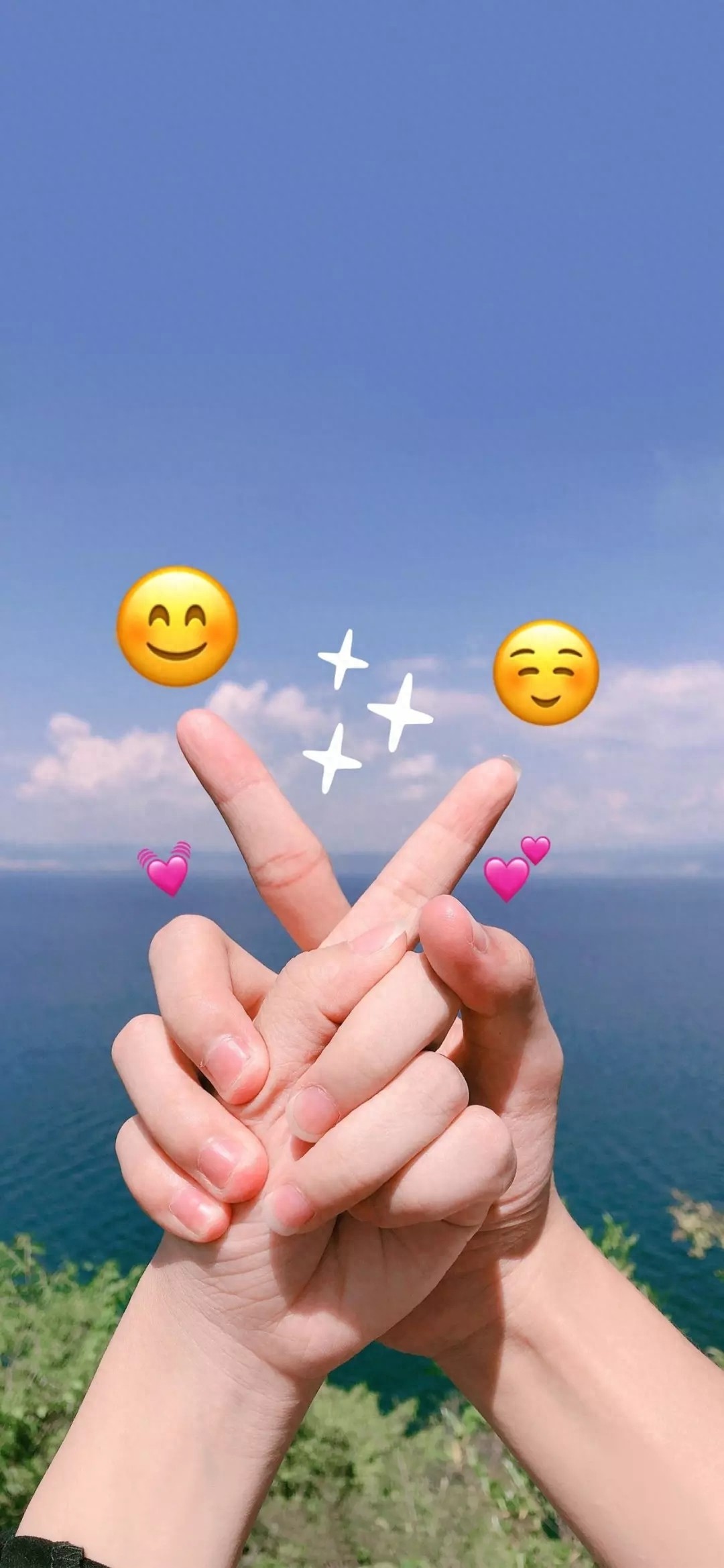 19张超超超甜的爱心手势壁纸，高清全屏手机壁纸
