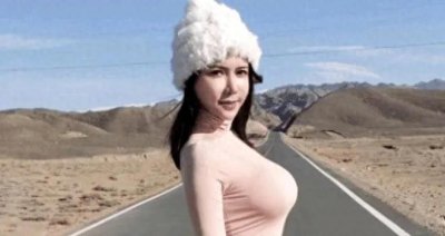 ​顶不住啊顶不住！龚玥菲的身材，谁顶得住嘛！