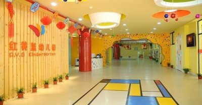 ​红黄蓝幼儿园赴美上市 用新解读教育