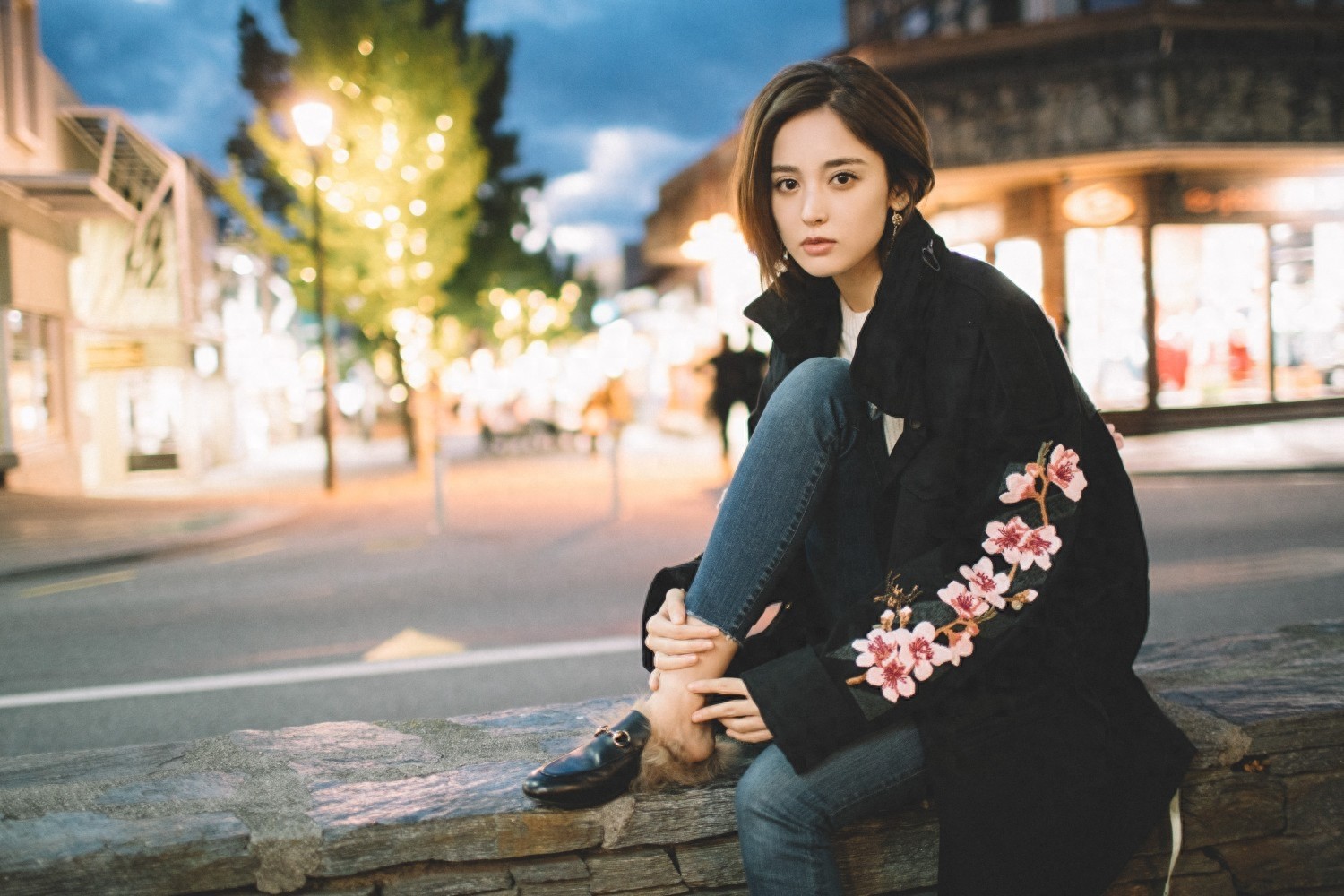 古丽娜扎尔拜合提亚尔