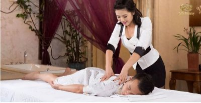 ​昨晚我去按摩，女技师的暖心之举，最后却让我深深的感动落泪！