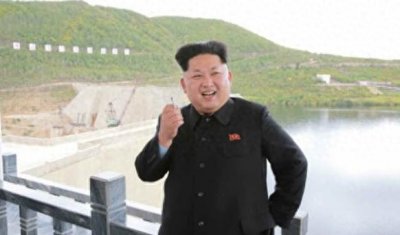 ​朝鲜男人爱抽烟，金正恩又喜欢什么牌子的烟？一包烟又是多少钱呢