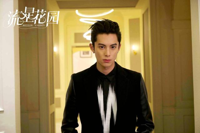 盘点最近最受欢迎的男明星前十名（即将爆火的五位男明星）(2)