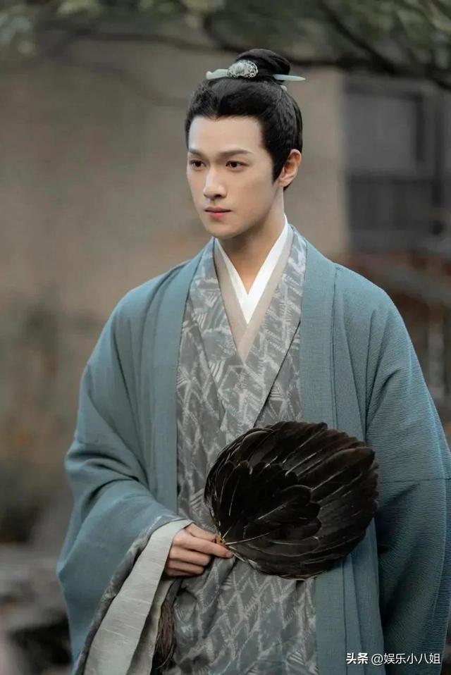 盘点最近最受欢迎的男明星前十名（即将爆火的五位男明星）(6)