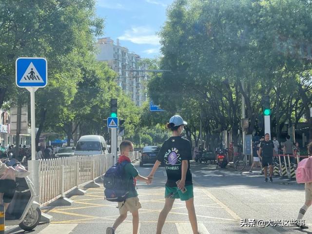 大兴四所优质学校（5所名校落户这仨镇）(1)