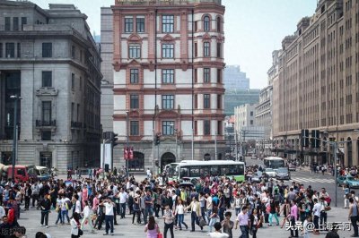 ​为什么，还会有那么多外地人误解“海纳百川”的真正含义呢？