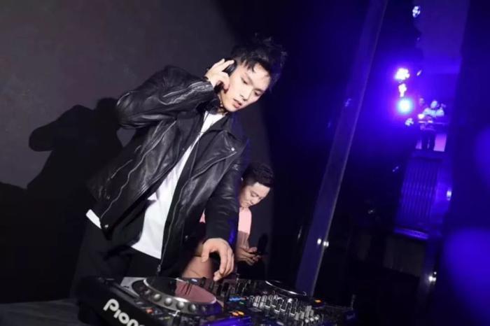 华谊兄弟时尚之夜:小哥哥们这么鲜,但男神女神们也没有要认输啊