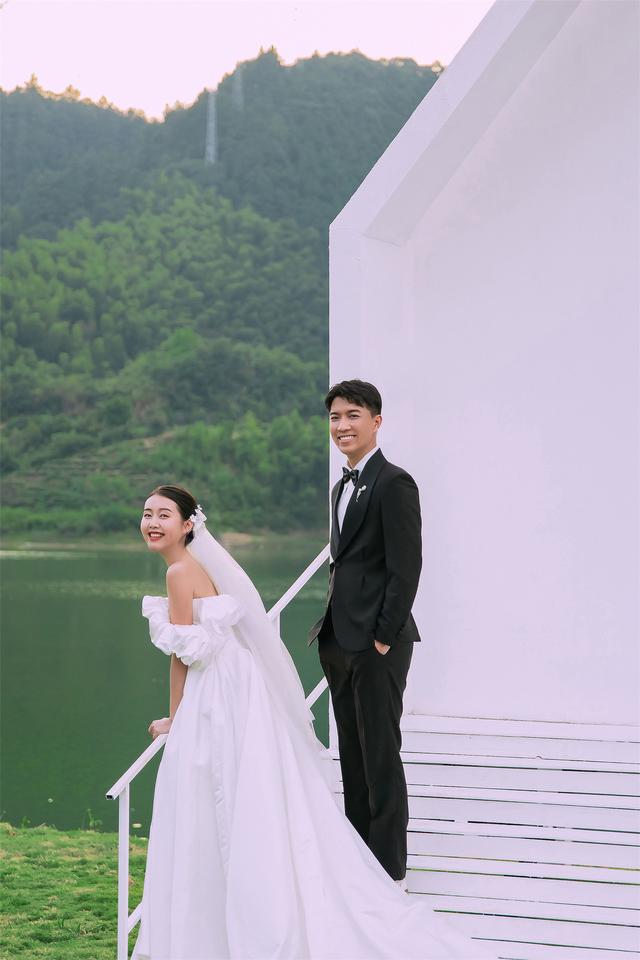 杭州出名婚纱摄影店（杭州旅拍婚纱摄影前十名工作室口碑推荐）(5)