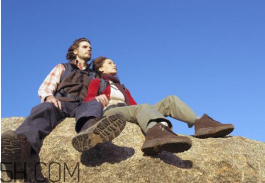 爬山要带什么吃的?爬山耳鸣怎么回事? 爬山要带什么吃的?爬山耳鸣怎么回事?