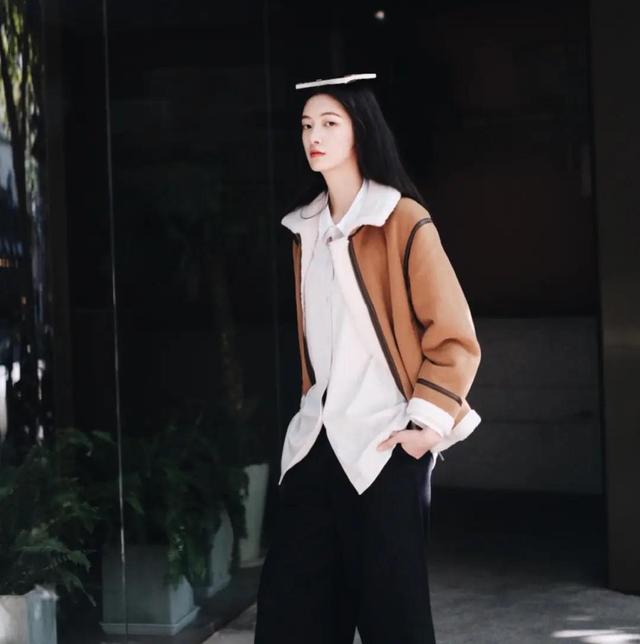 今秋最流行的5件外套(60件时髦外套大合集)(76)