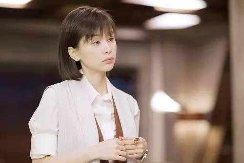 关雎尔为什么黑化(关雎尔黑化后都干嘛了)