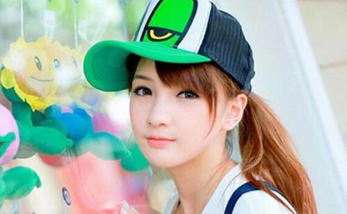 巨蟹女喜欢你的8个预兆一