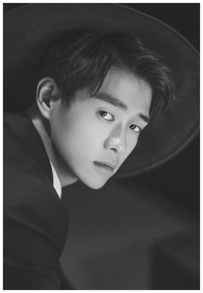 魏大勋的减肥方法怎样的 魏大勋曾是大胖子如今成为励志男神