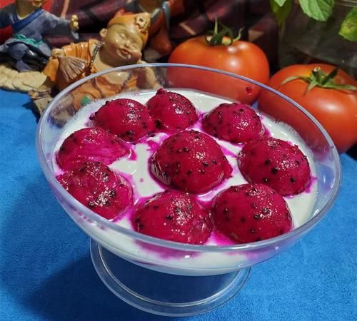 香蕉火龙果拌酸奶减肥吗