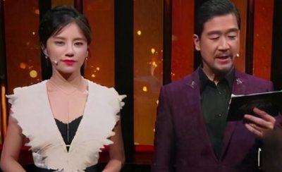 ​尹一：主持现场失误，少穿件衣服，同台的张国立硬是60分钟没转头