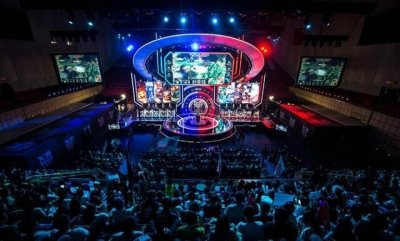 ​RNG3:1击败EDG豪取2016LPL春季赛冠军！