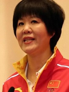 ​女排名帅陈忠和：再婚娶女排弟子为妻，如今已经退休携妻回归家庭