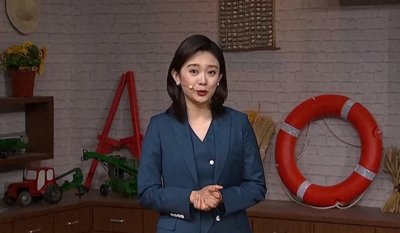 ​央视主持人李七月彻底被弃用，就连农业频道节目也没登场机会