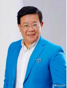 ​从电台讲古佬到当红主持，郑达是如何成为广东“名嘴”的？