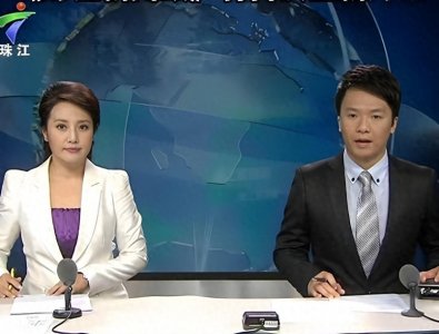 ​54岁珠江台主持徐洁：从年轻美到老，坚守26年赢广东观众一致好评