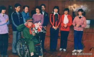 ​徐良曾经以《血染的风采》成为耀眼的明星, 后来为啥人躲着他