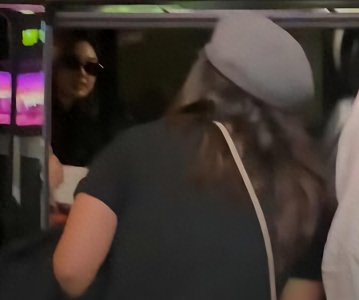 ​两个杨姓美女明星聚会视频流出，疑似想转移网友视线到好友身上