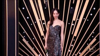 ​微博之夜：张钧甯的闪耀时刻