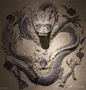 ​周易中的＂龙战于野，其血玄黄＂到底隐藏何种密码