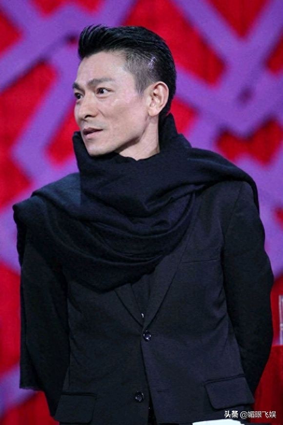 你没见过的刘德华,8岁到58岁的帅照:有的人,真是帅了一辈子