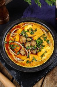 ​花蛤蒸蛋怎么做才鲜香？教你轻松搞定，滑嫩细腻，营养丰富