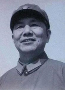 ​韩曙：万岁军副军长，33岁便是大校，背后有不为人知的秘密？