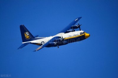 ​弗吉尼亚级核潜艇现身关岛，威慑我沿海方向，这是美国最后的大招