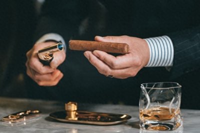 ​一盒抽走一套房，全球最贵的八种香烟