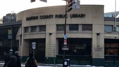 ​绮色佳的公共图书馆