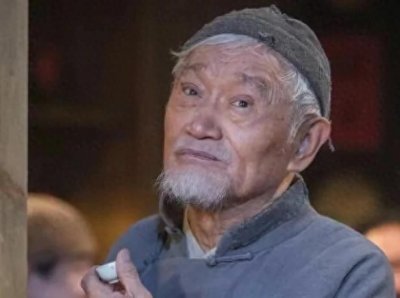 ​牛犇：2个儿子不姓牛，晚年住养老院，如今的他，证明秦怡没说错