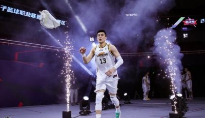 ​年薪800万保不住了，郭艾伦豪赌失败，夏天降薪或成定局