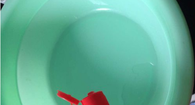 ​用84漂白衣服步骤,84消毒液洗白鞋的用法